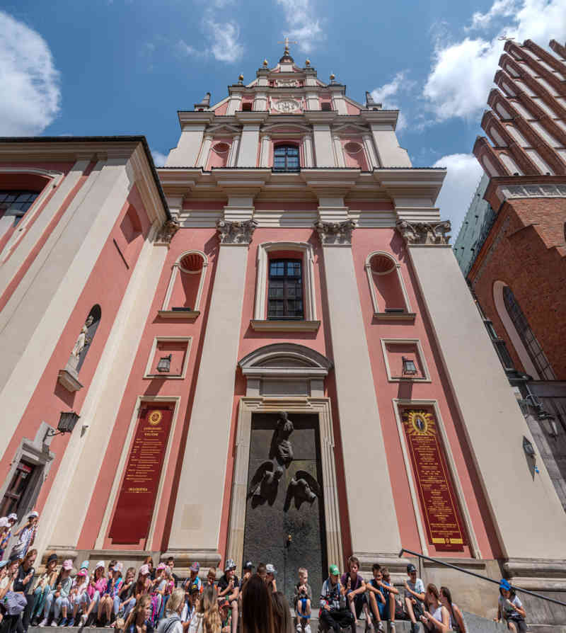 Polonia - Varsovia 054 - santuario de Nuestra Señora de la Merced.jpg